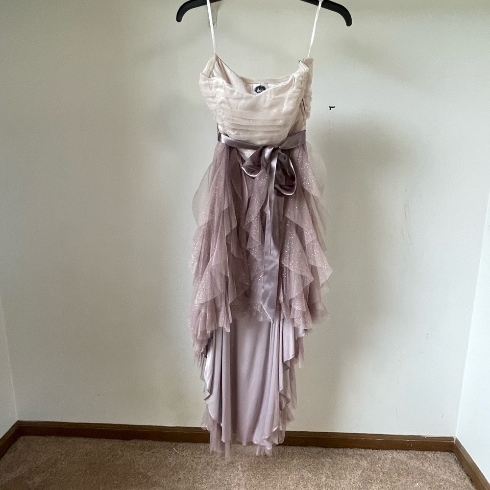 Beautiful size 11 high low dress, great prom dress or party dress.